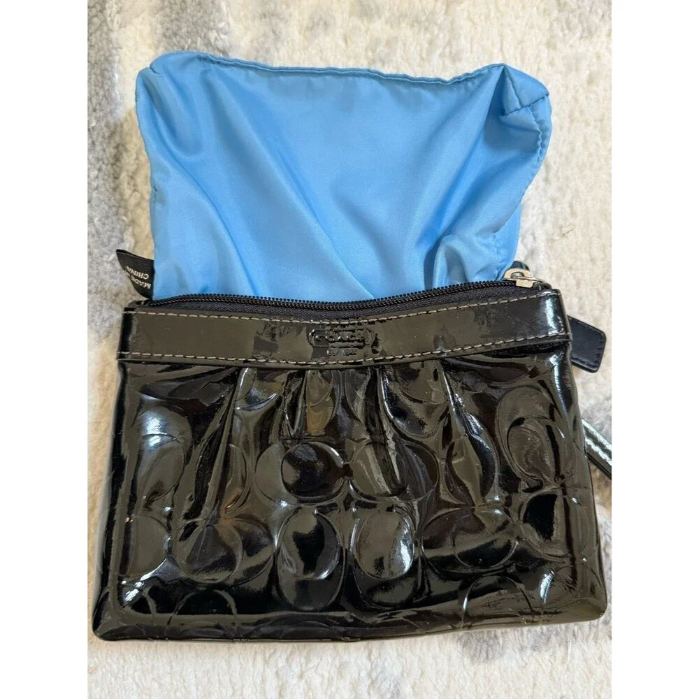 Coach signature stitch